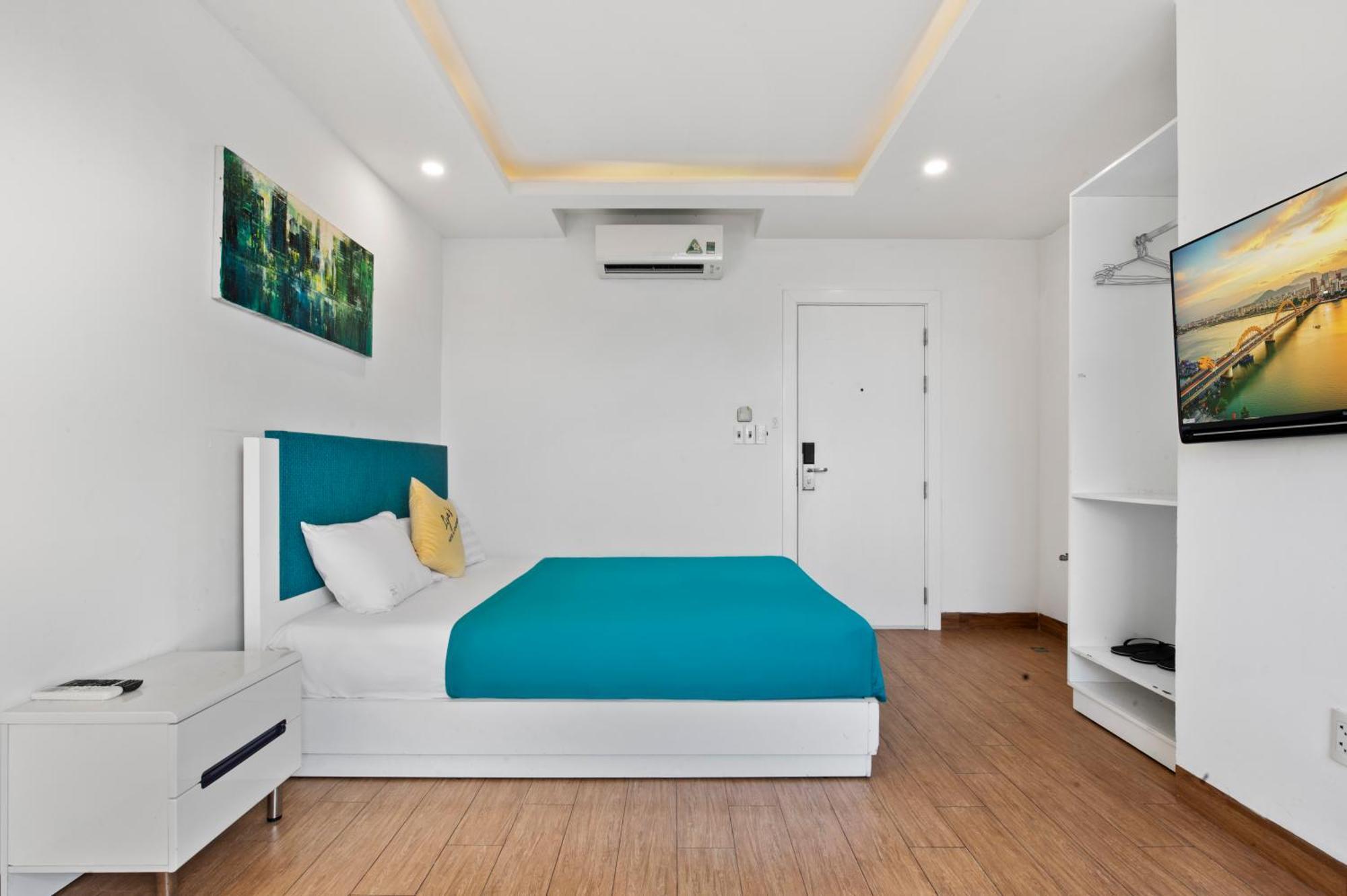 Lyn'S Hotel & Apartment Дананг Екстериор снимка
